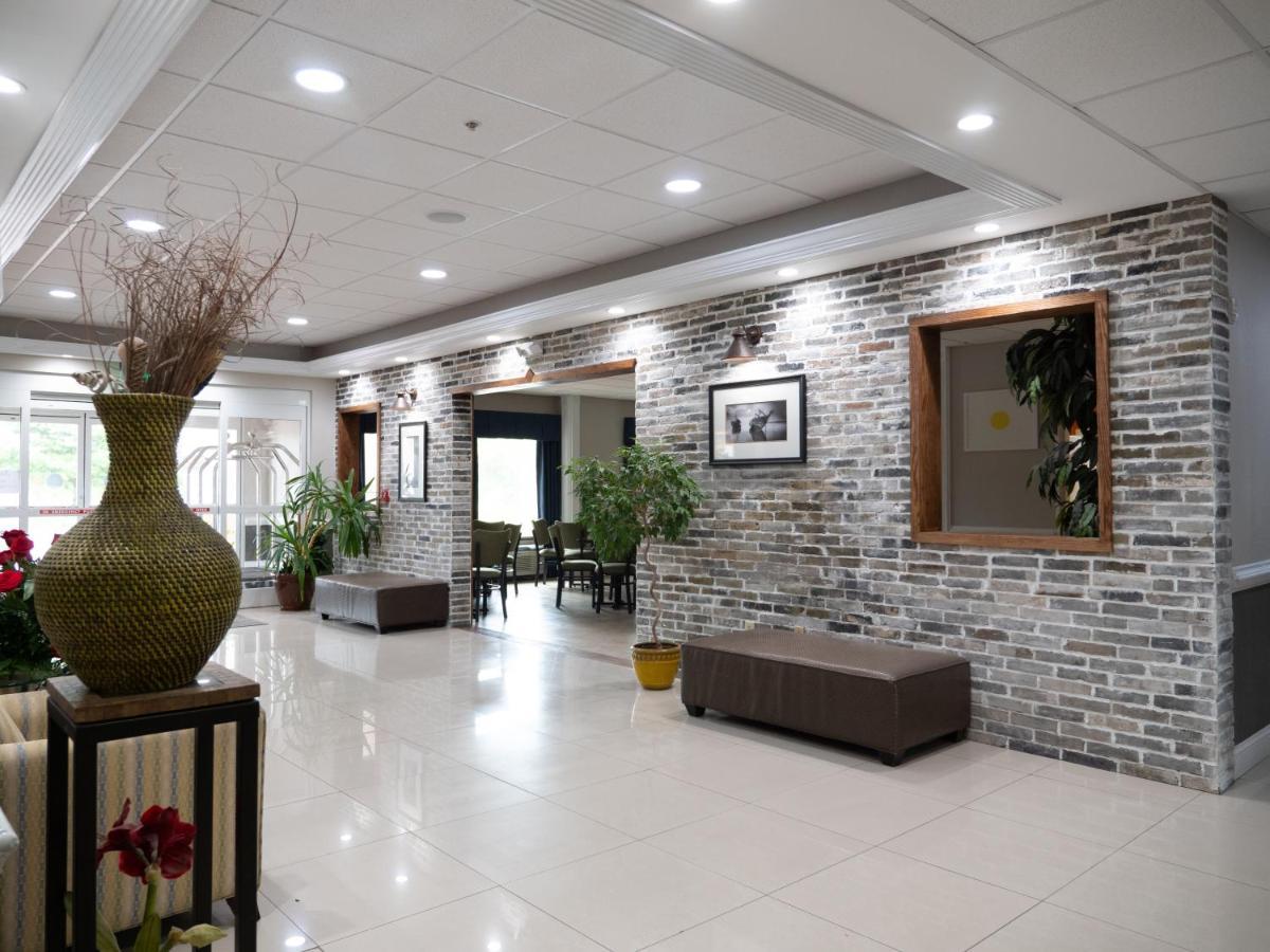 Days Inn & Suites By Wyndham Savannah North I-95 Port Wentworth Exteriör bild
