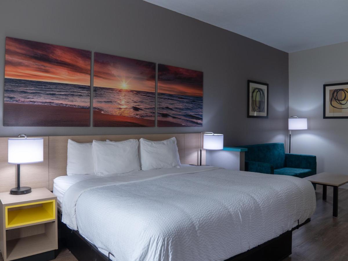 Days Inn & Suites By Wyndham Savannah North I-95 Port Wentworth Exteriör bild