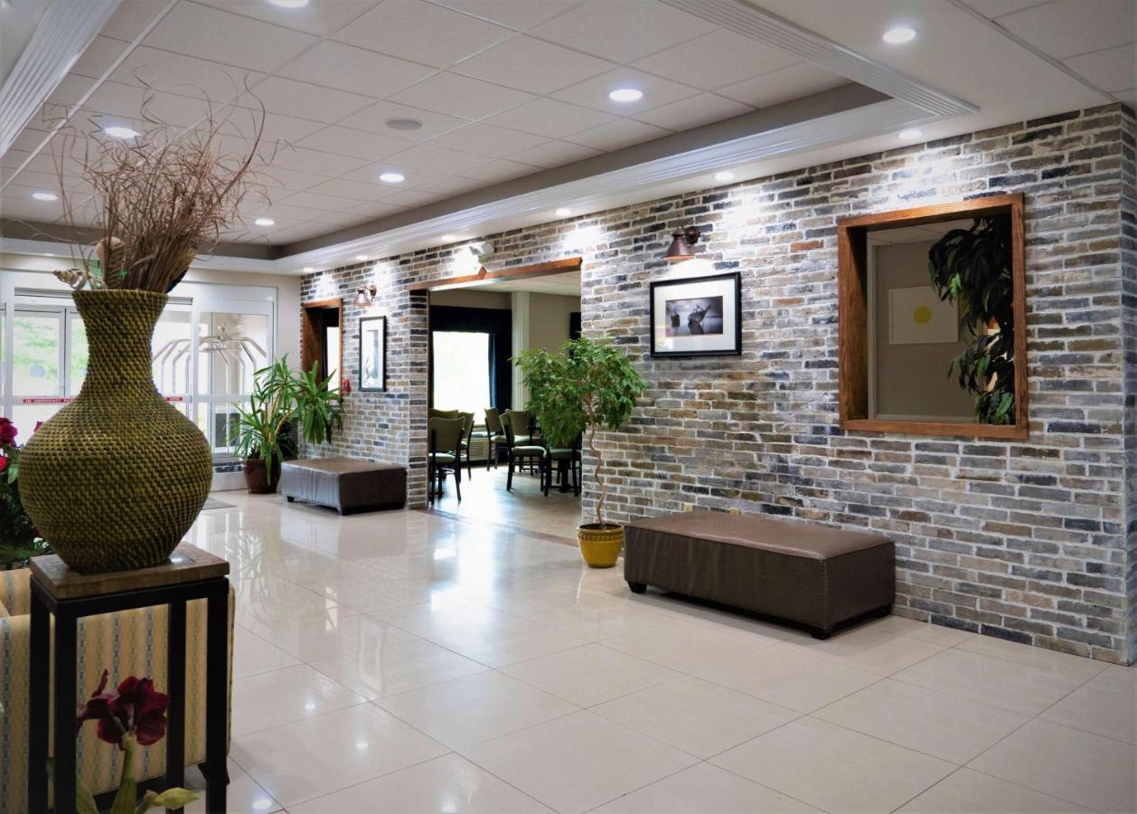 Days Inn & Suites By Wyndham Savannah North I-95 Port Wentworth Exteriör bild